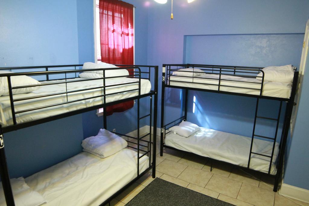 The Garden District House Hostel นิวออร์ลีนส์ ภายนอก รูปภาพ