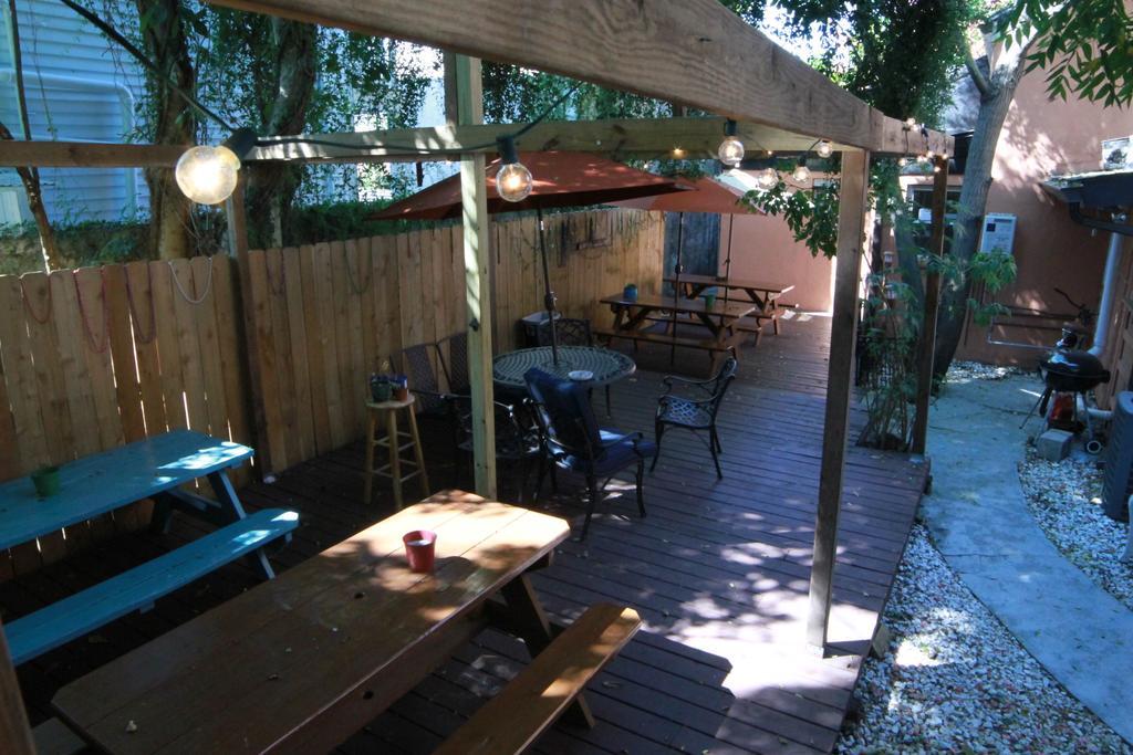 The Garden District House Hostel นิวออร์ลีนส์ ภายนอก รูปภาพ