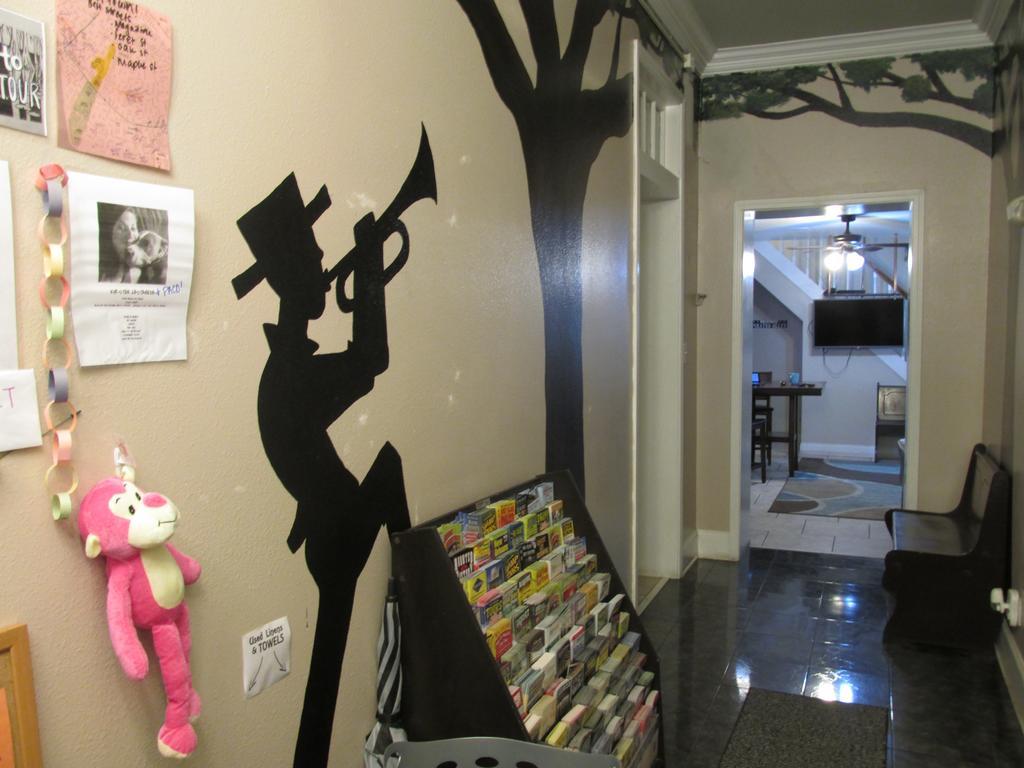 The Garden District House Hostel นิวออร์ลีนส์ ภายนอก รูปภาพ